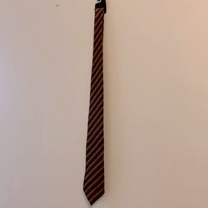 Van Heusen tie